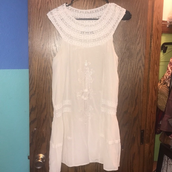 Zara Dresses & Skirts - Beautiful Zara Cream Dress